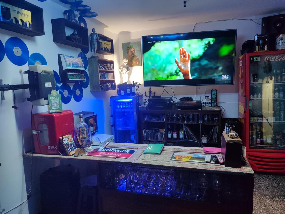 Casa Almarita - Hostal, Bar Y Restaurante Μεντεγίν Εξωτερικό φωτογραφία
