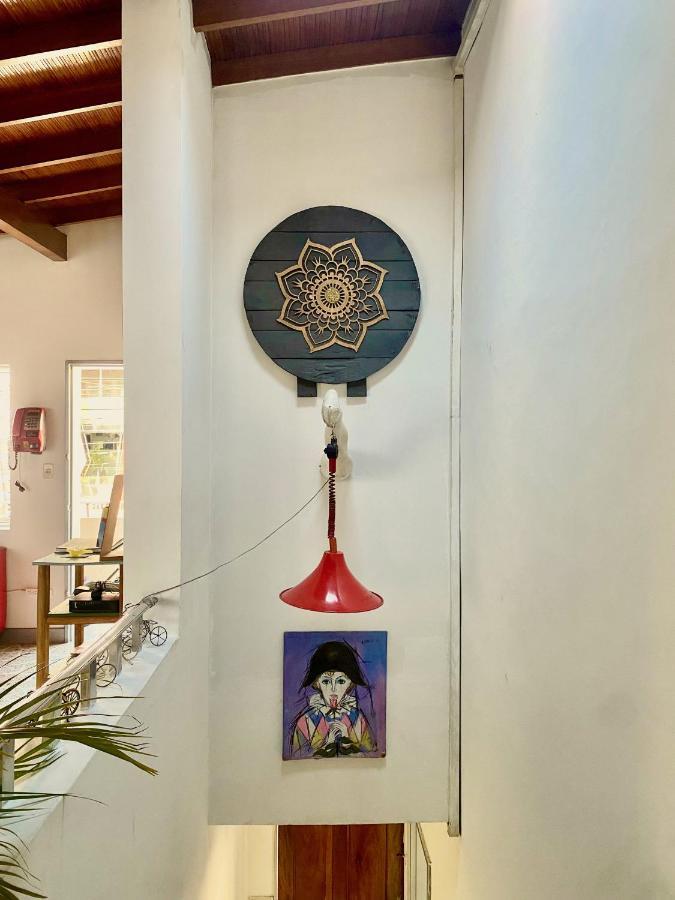 Casa Almarita - Hostal, Bar Y Restaurante Μεντεγίν Εξωτερικό φωτογραφία