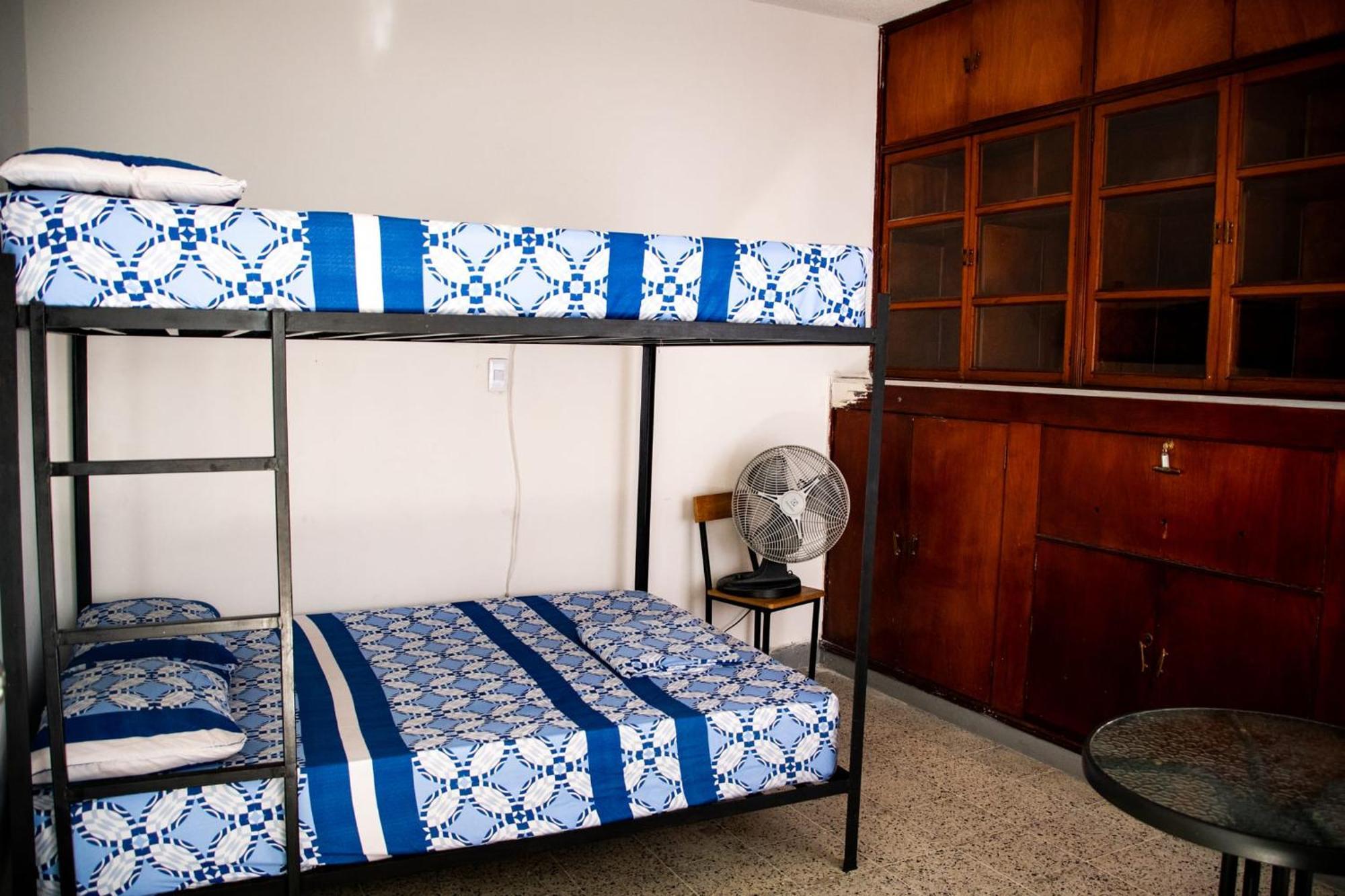 Casa Almarita - Hostal, Bar Y Restaurante Μεντεγίν Εξωτερικό φωτογραφία